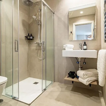Seaclub Suites By Roomservices * Estepona