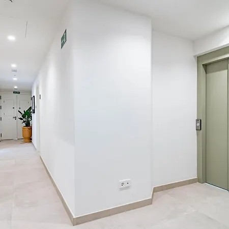 Apartment Seaclub Suites By Roomservices *